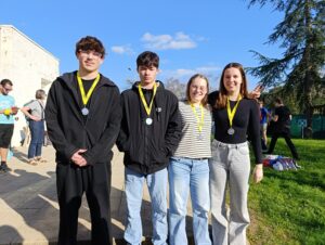 Section natation : vices champions académiques !
